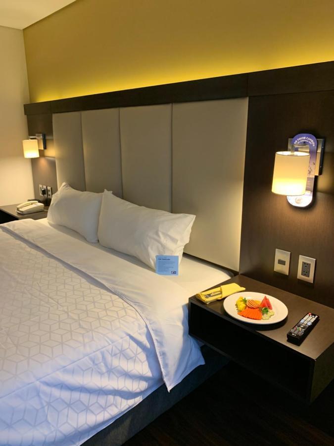 Holiday Inn Express - Mexico Basilica By Ihg Екстериор снимка