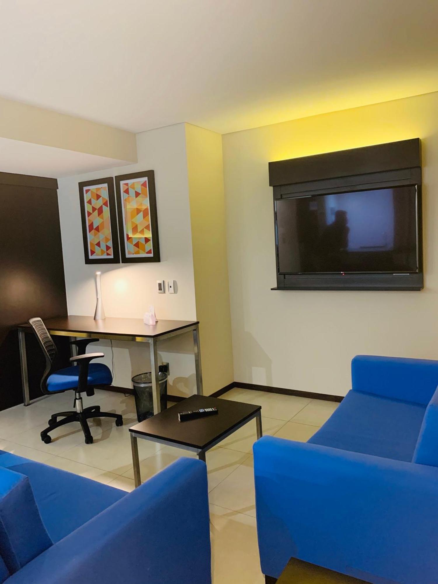 Holiday Inn Express - Mexico Basilica By Ihg Екстериор снимка