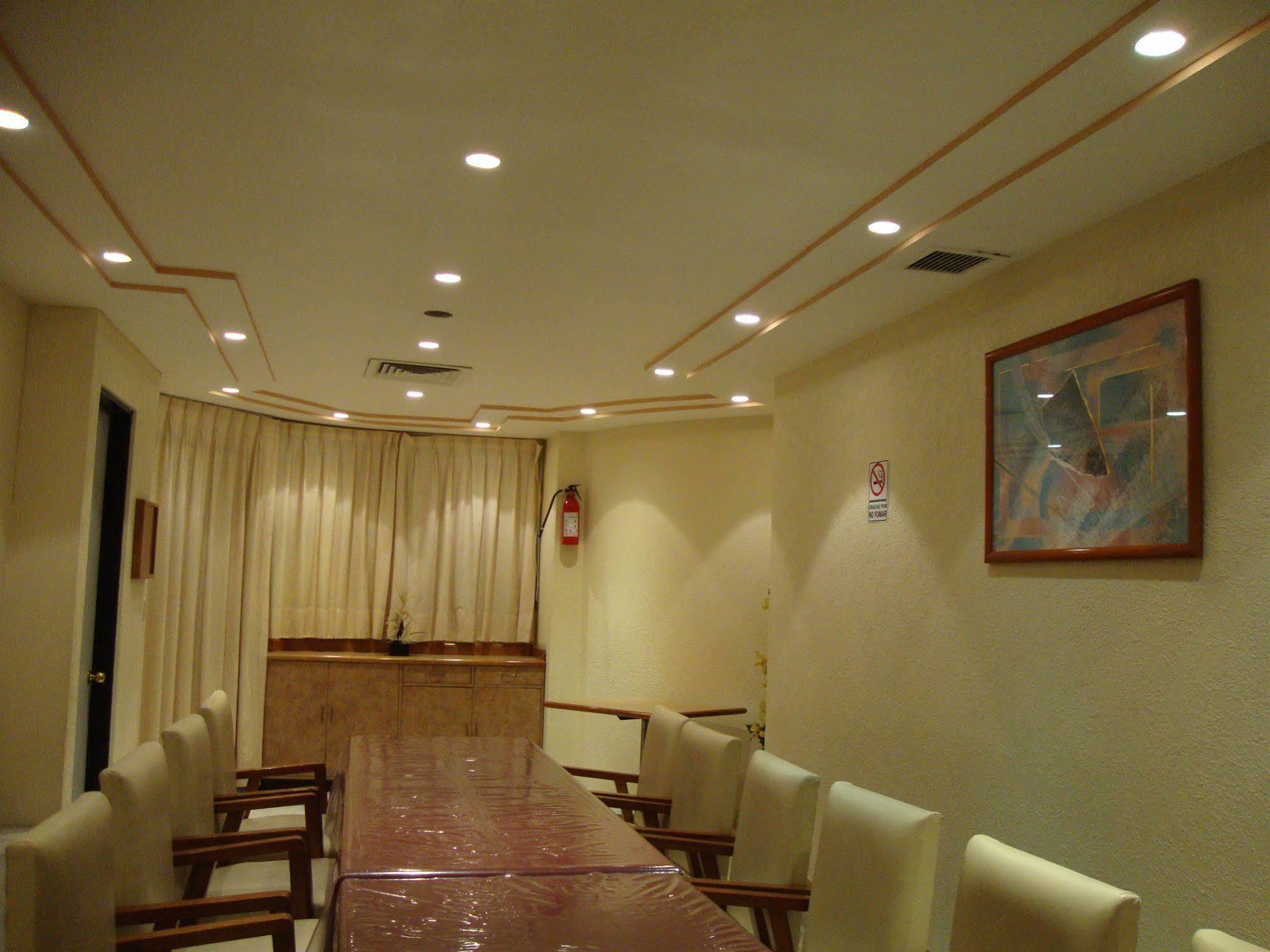 Holiday Inn Express - Mexico Basilica By Ihg Екстериор снимка